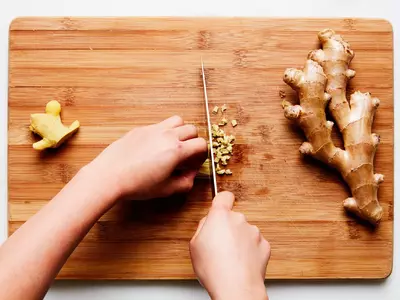 HOW-TO-CUT-GINGER-02062017-03