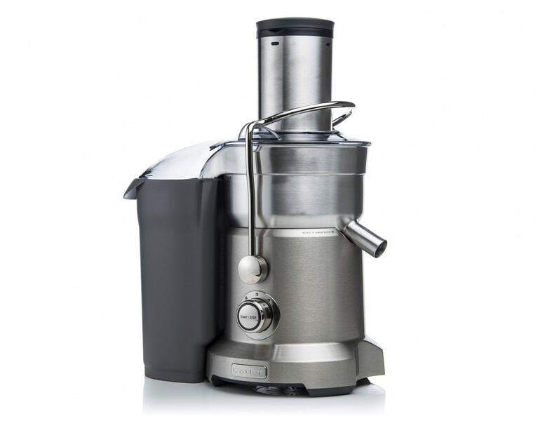 Centrifugal juicers